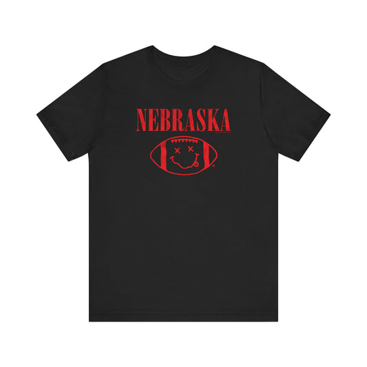 SMELLS LIKE NE FOOTBALL (NIRVANA PARODY) Short Sleeve Tee