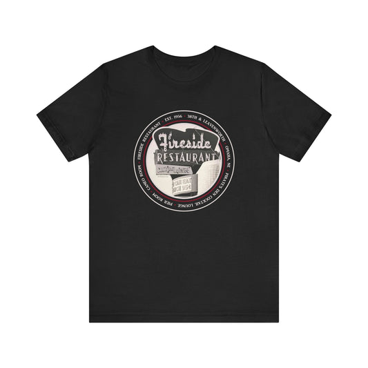 FIRESIDE RESTAURANT PHOTO CIRCLE Unisex Jersey Short Sleeve Tee