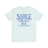 SADDLE CREEK BAR Short Sleeve Tee