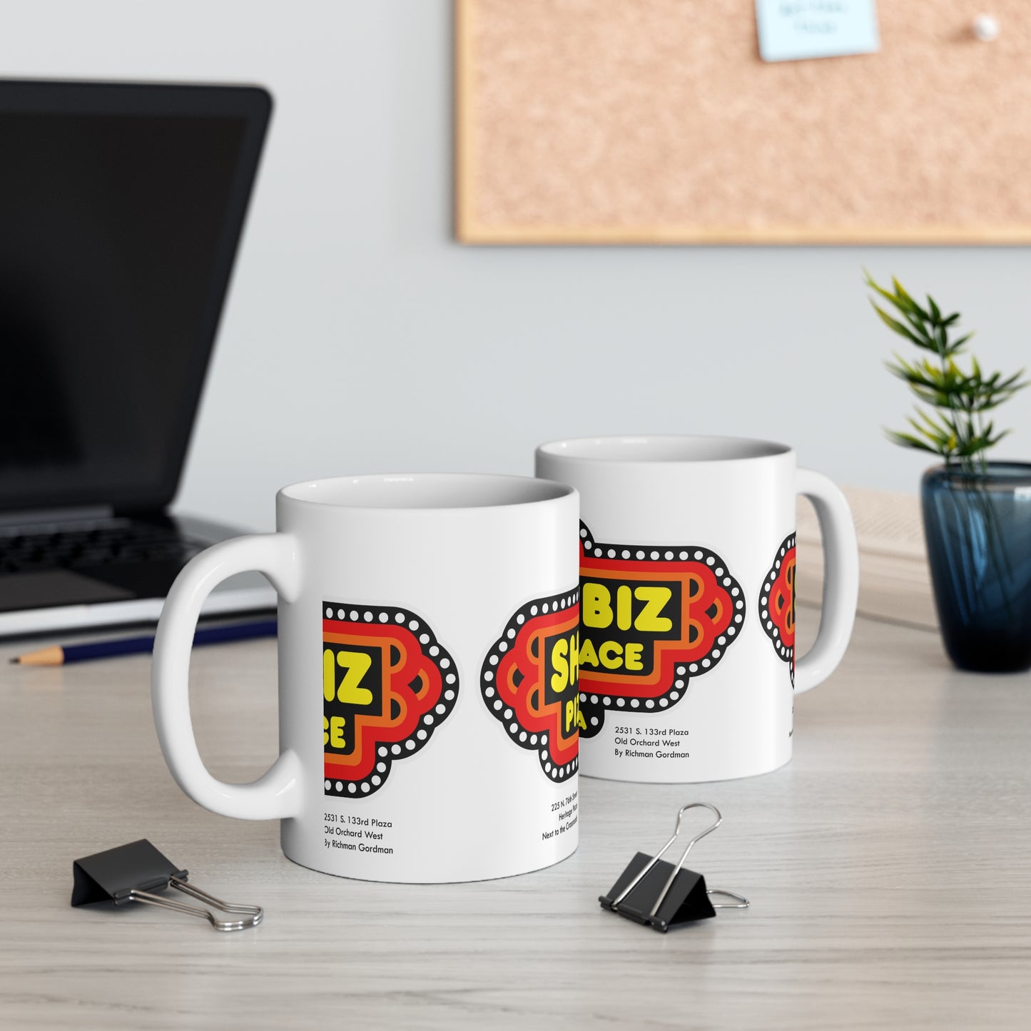 SHOWBIZ PIZZA PLACE Mug 11oz