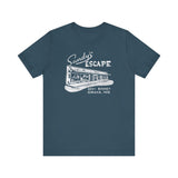 SANDY'S ESCAPE Short Sleeve Tee